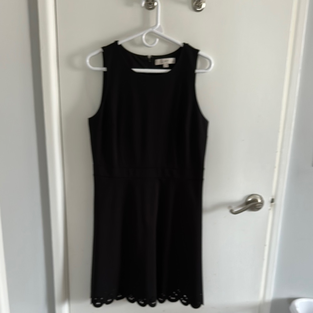 LOFT Elegant Black Sleeveless Dress Size: 10P
